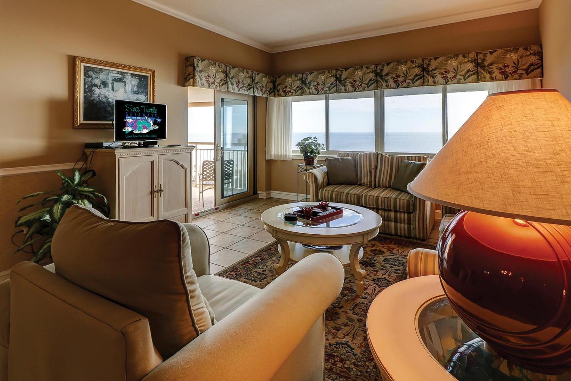 Beaufort Vacations - Captains Walk 481 - Property Image 2