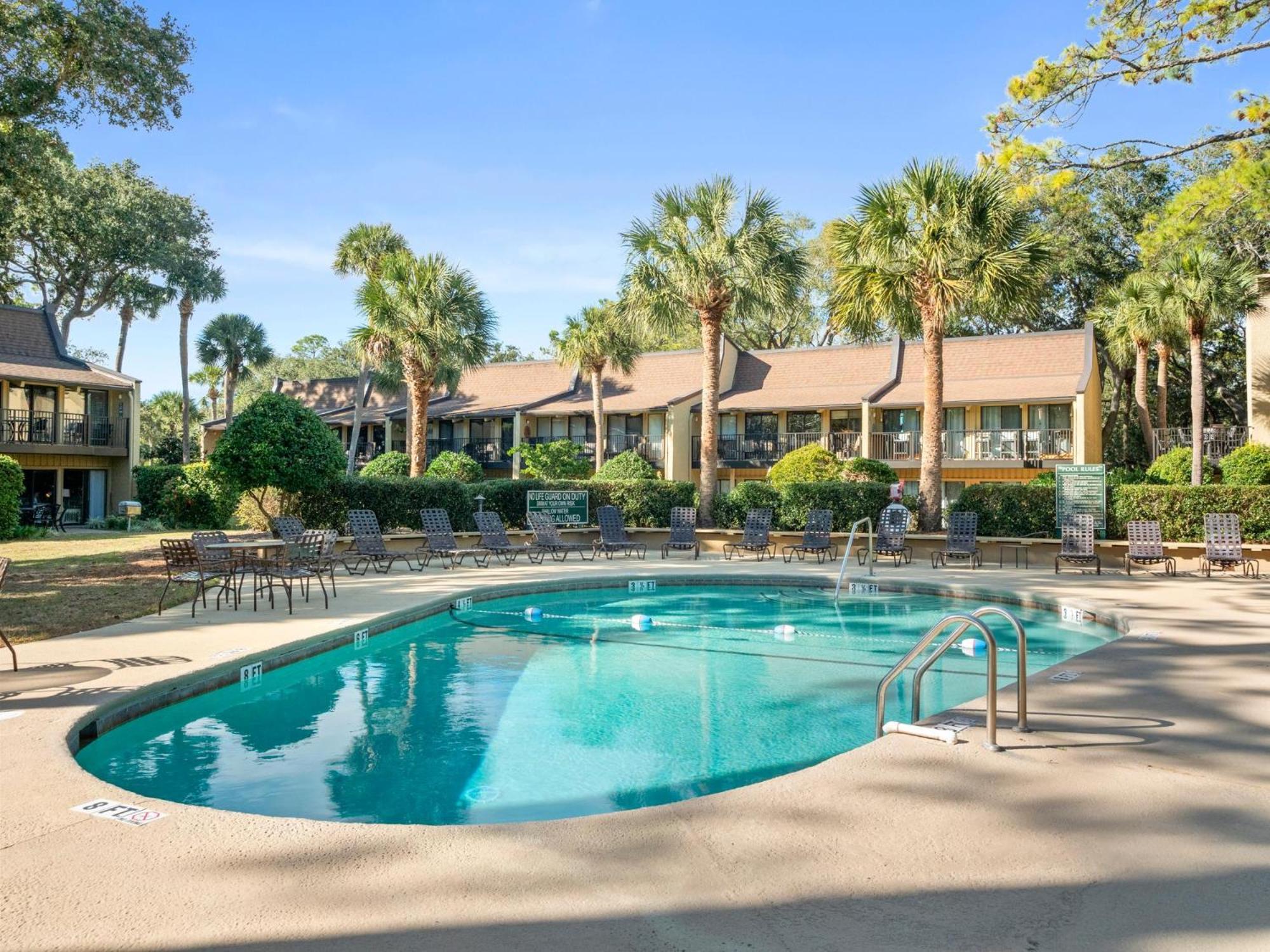 Hilton Head Beach Villas 20 view 4