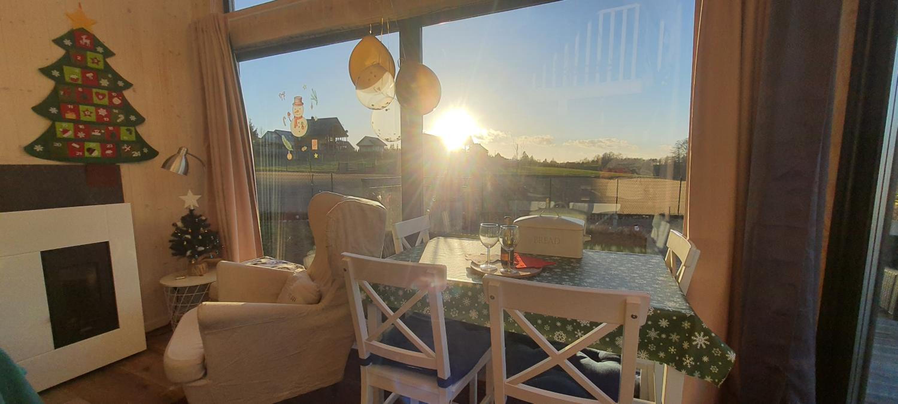Domek Mazurski całoroczny nad jeziorem z sauną i Jacuzzi SPA