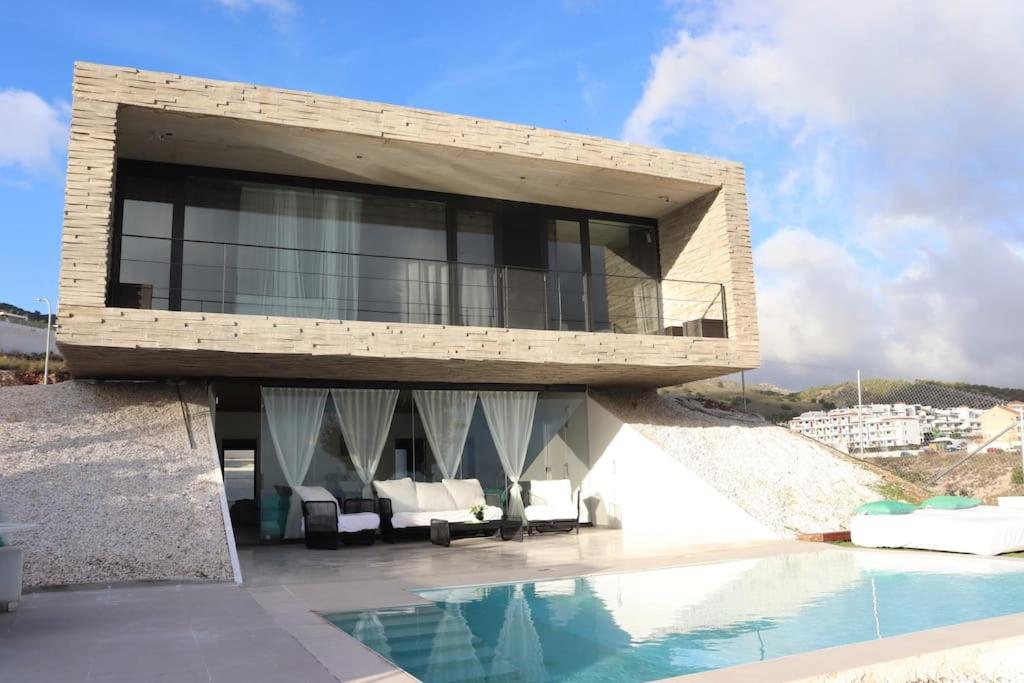 Amazing Villa in Benalmadena