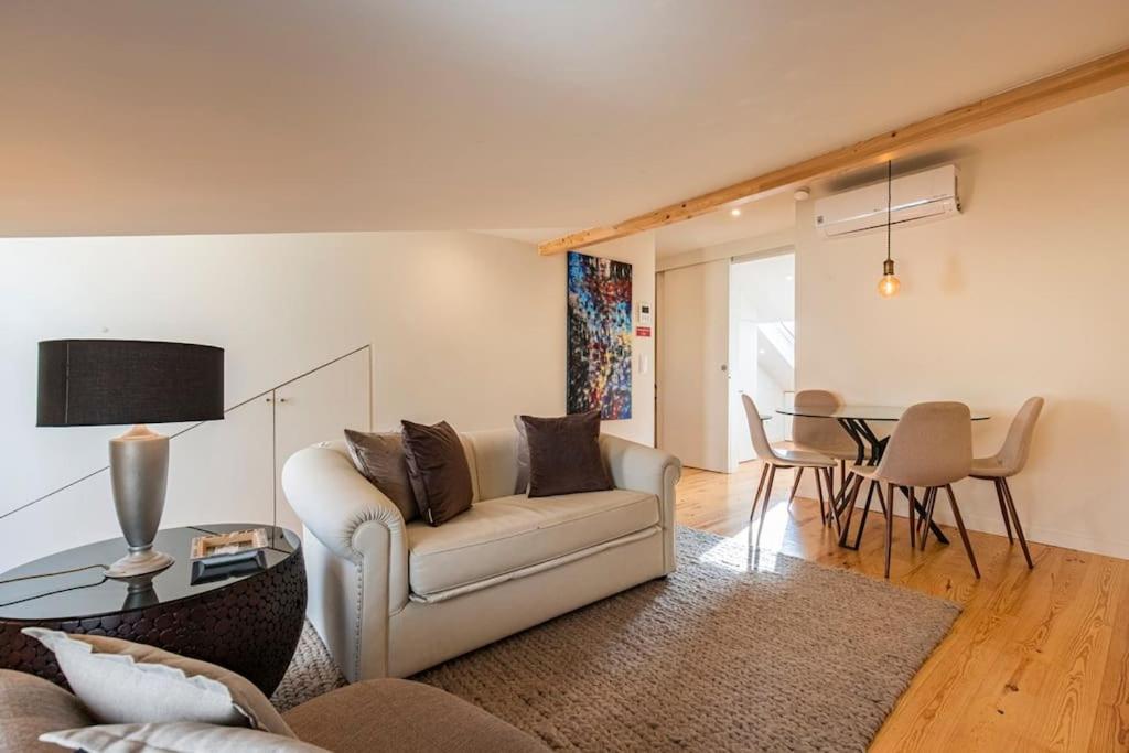 Sacramento Terrace Apartment view 5