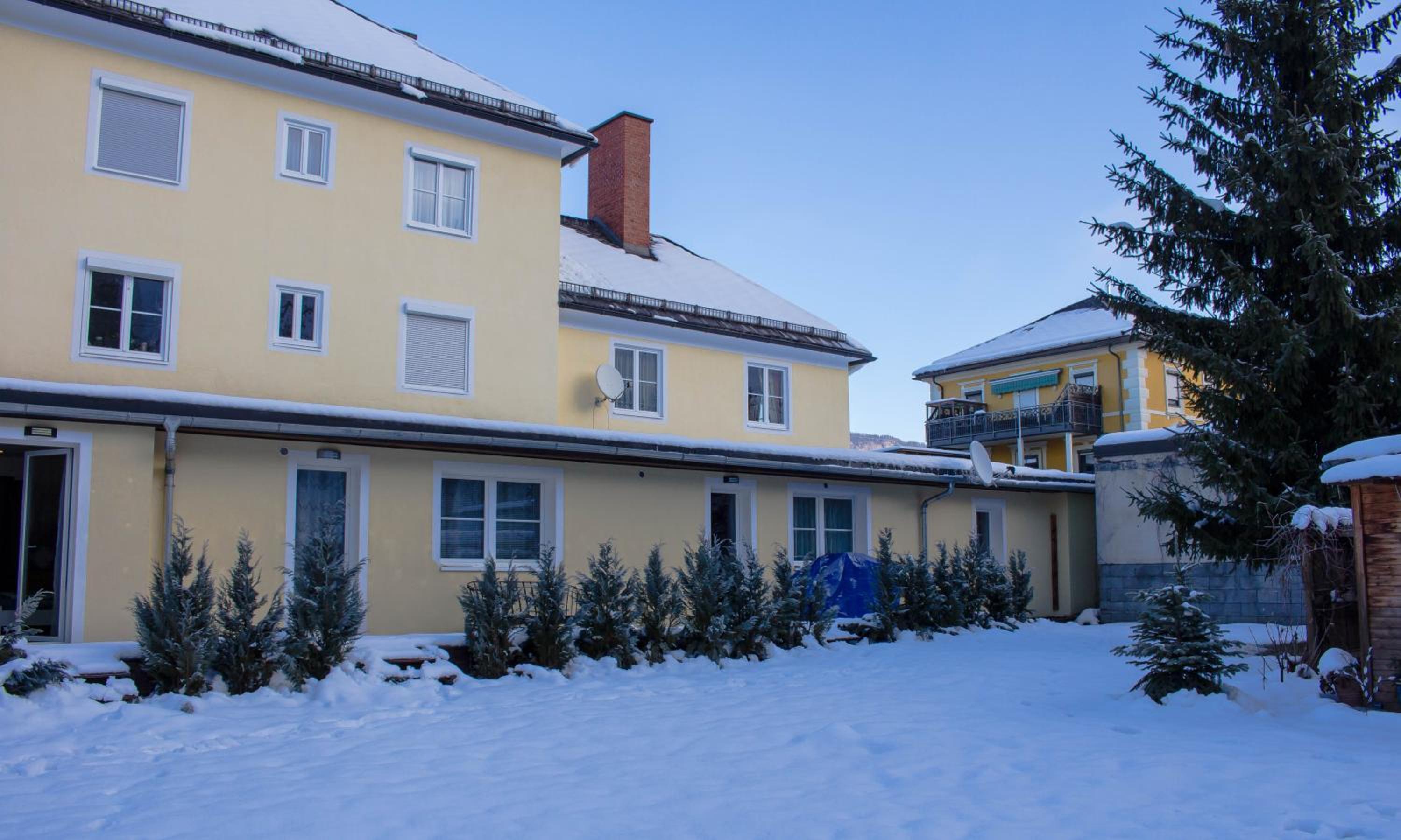Blue Line Apartements