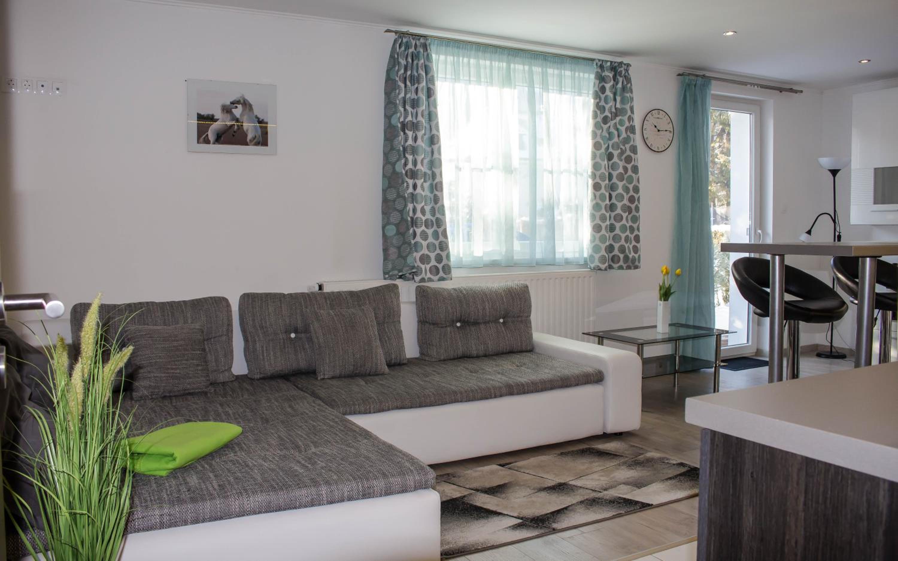 Blue Line Apartements