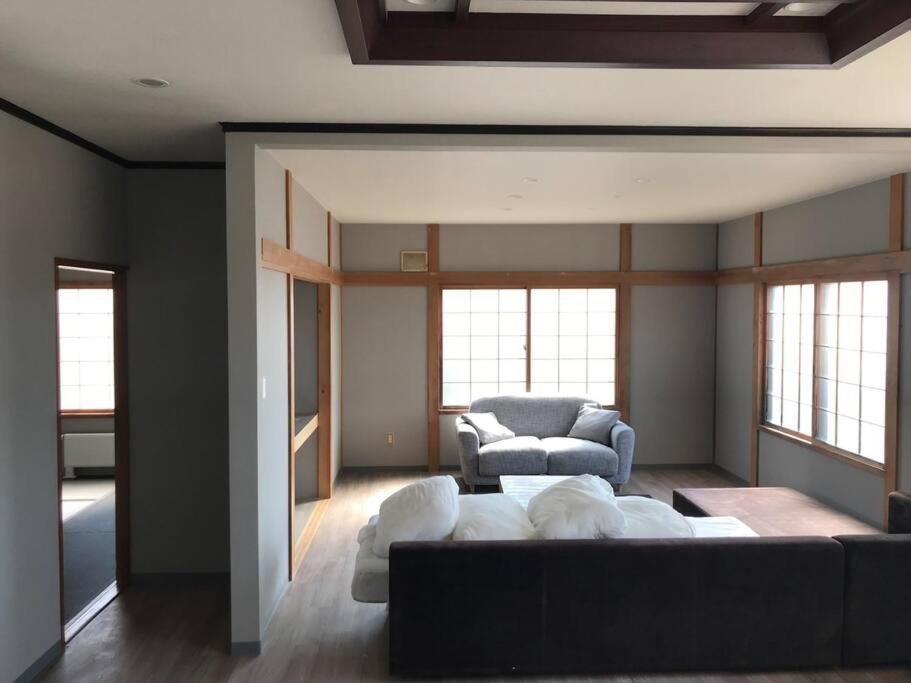 Rusutsu Washi House