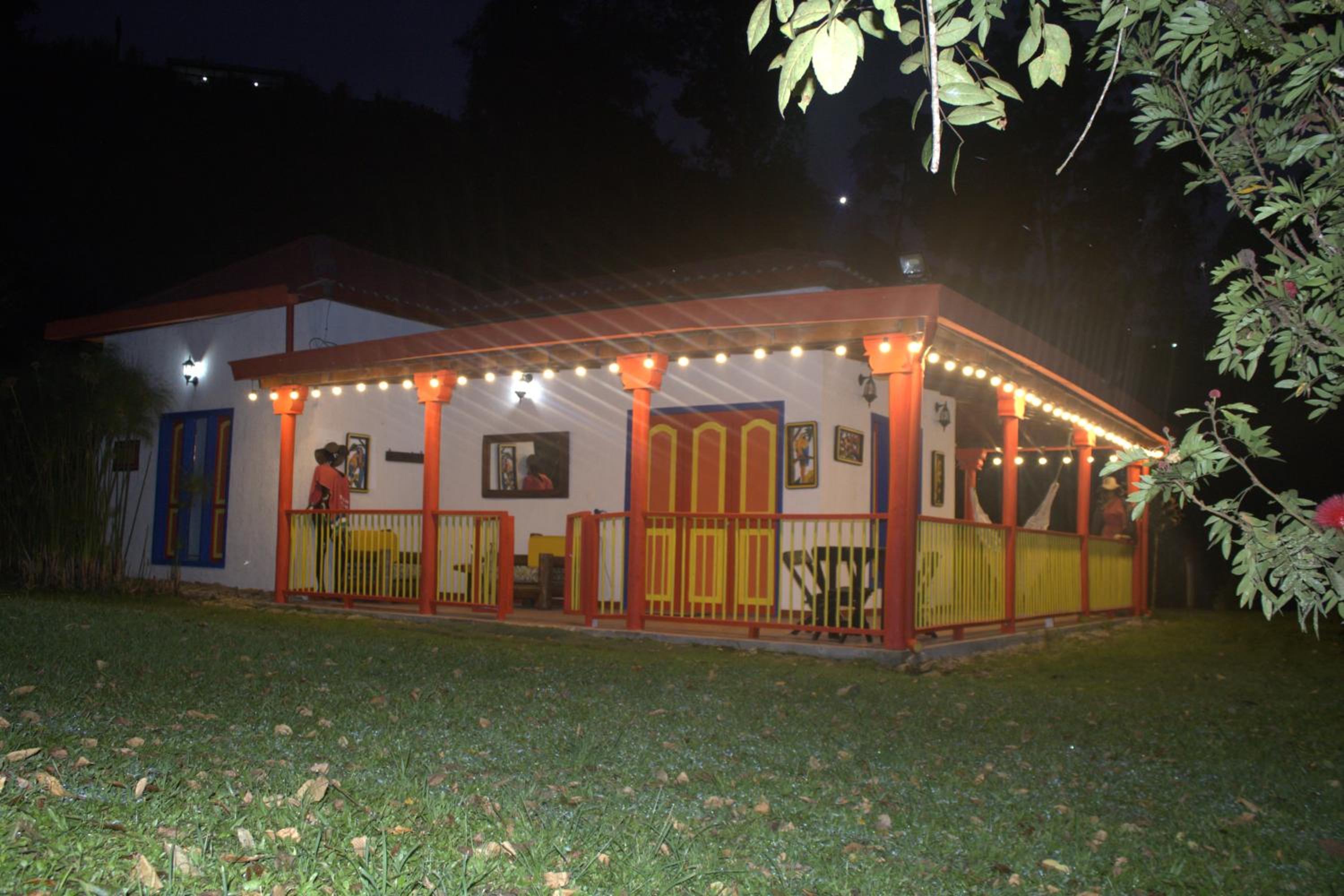 CASA DE CAMPO VILLA OLI!! - Un paraiso natural en la ciudad