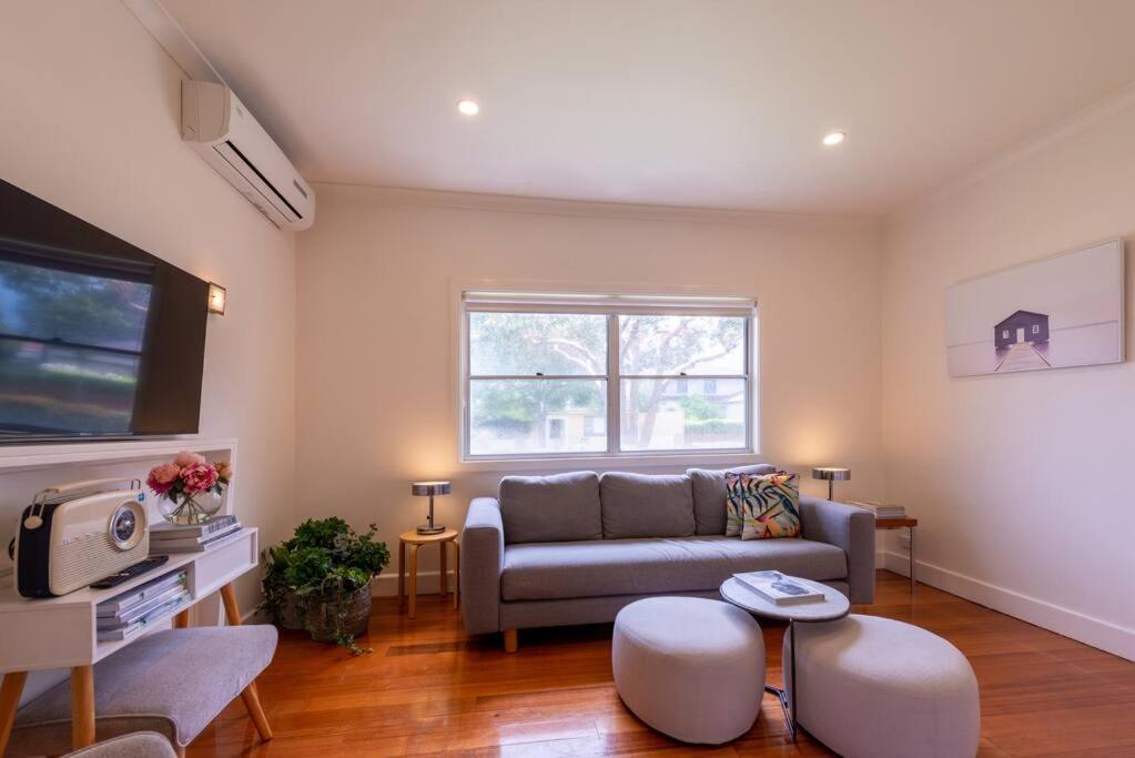 Campbells Cottage by Ready Set Host
