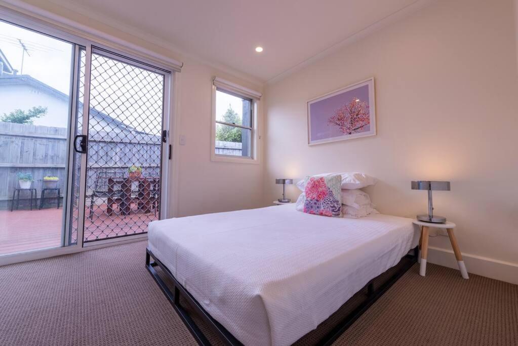 Campbells Cottage by Ready Set Host