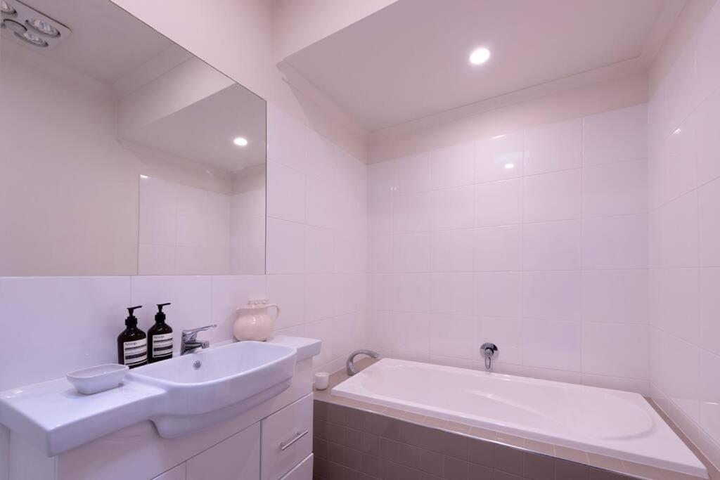 Campbells Cottage by Ready Set Host