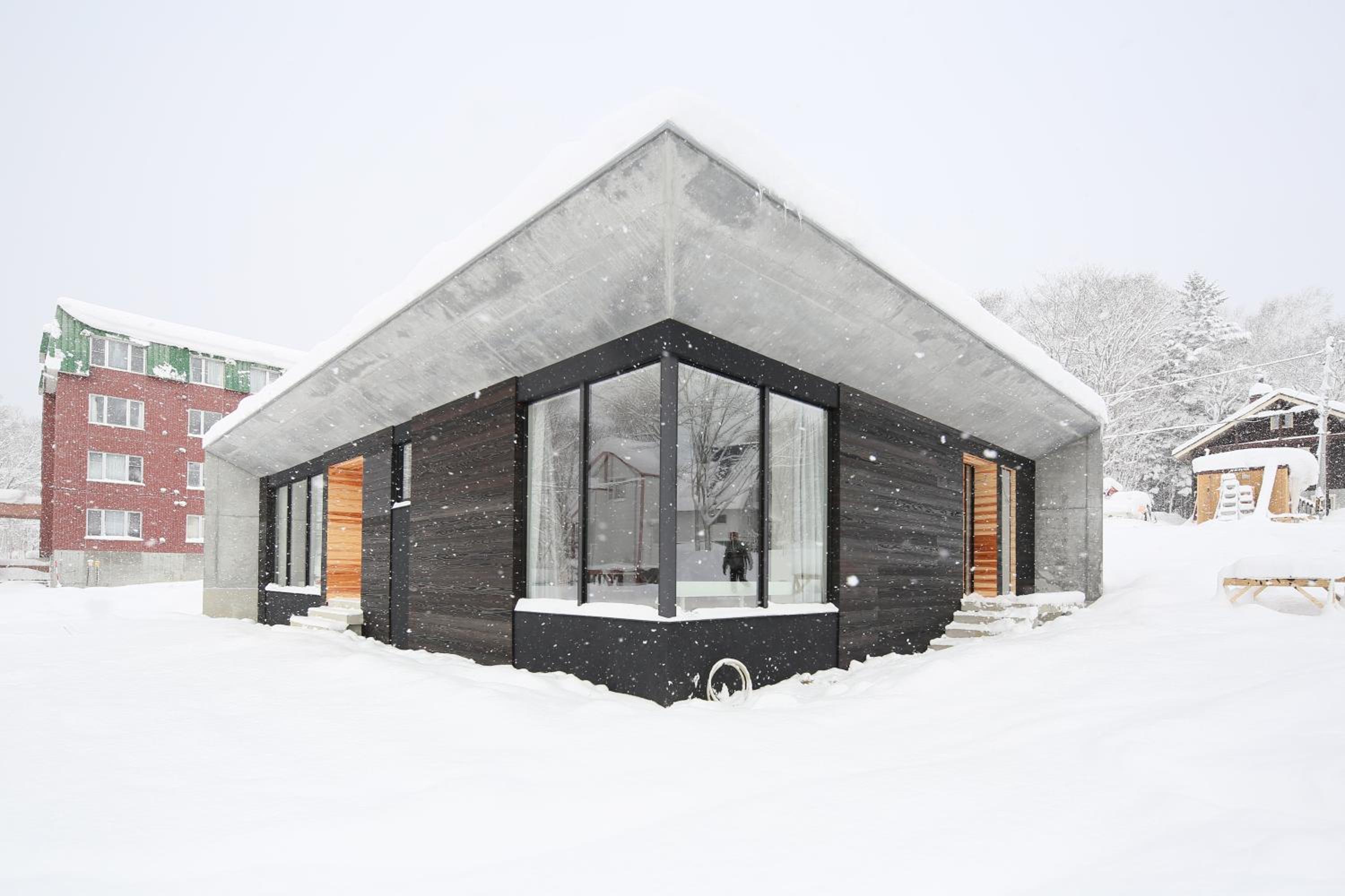 Hotel Niseko Bisha 美舎 Villas - Image 1