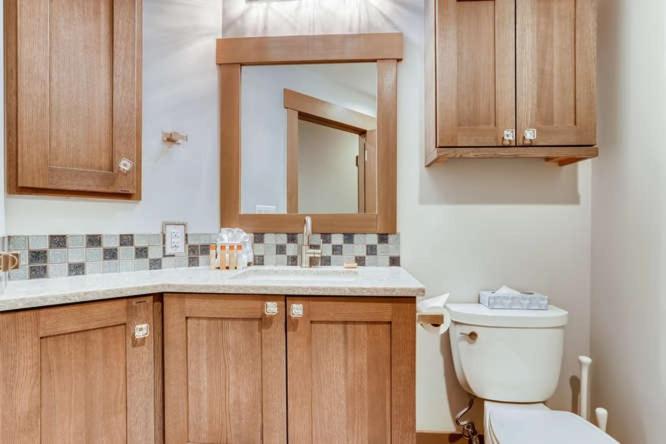 Experience Modern Relaxation & Luxury At Its Best! condo