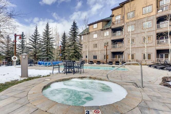 Experience Modern Relaxation & Luxury At Its Best! condo