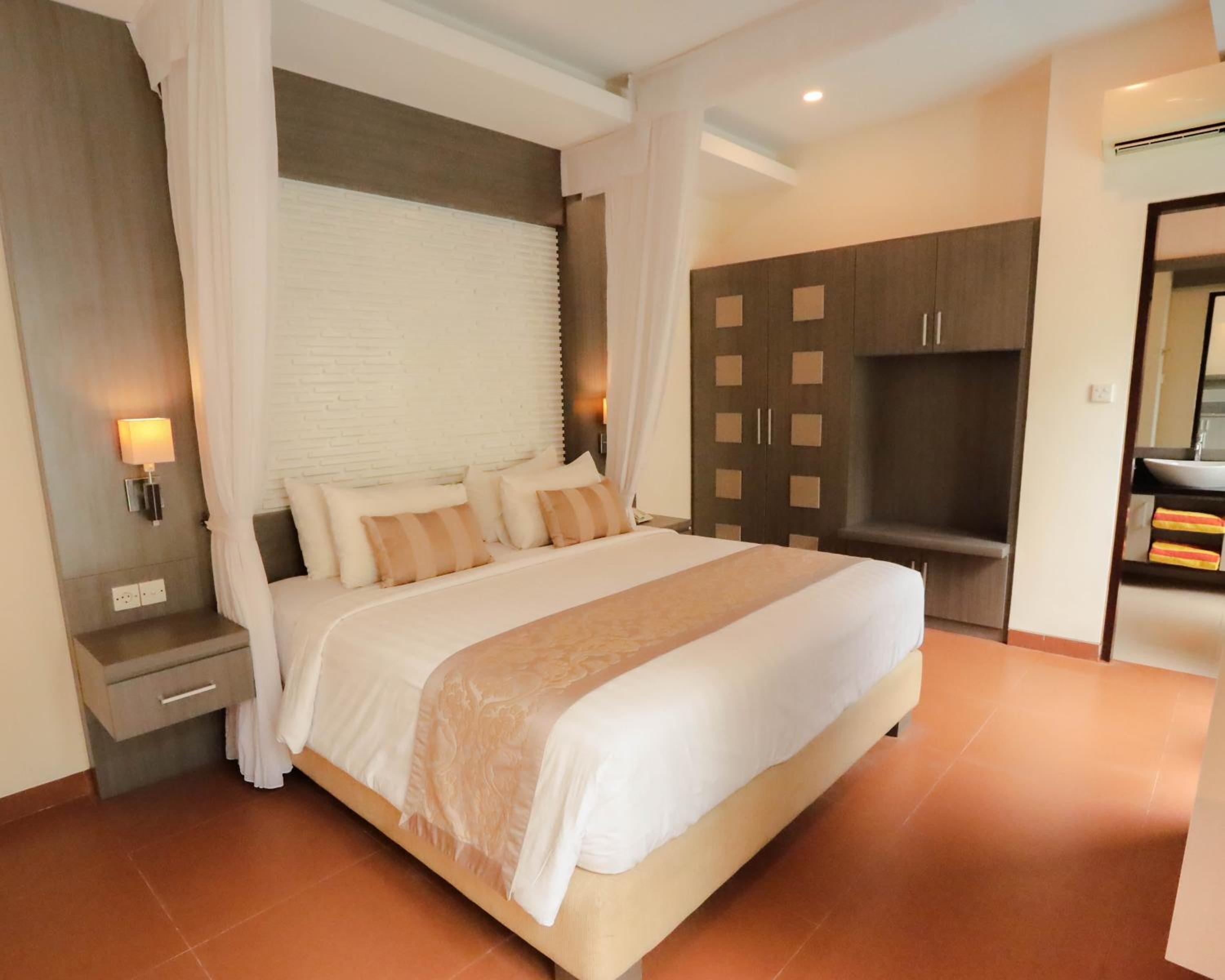 Luxotic Private Villa and Resort — photo 10