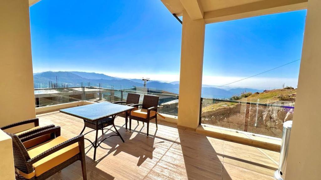 2 Bed Royal view 3
