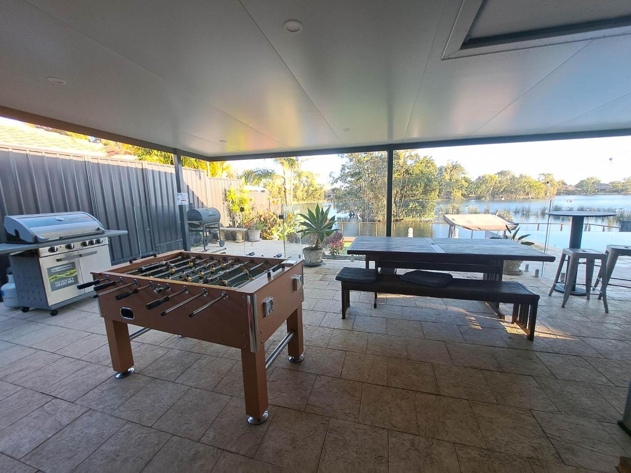Paradise On The Lakes Escape
