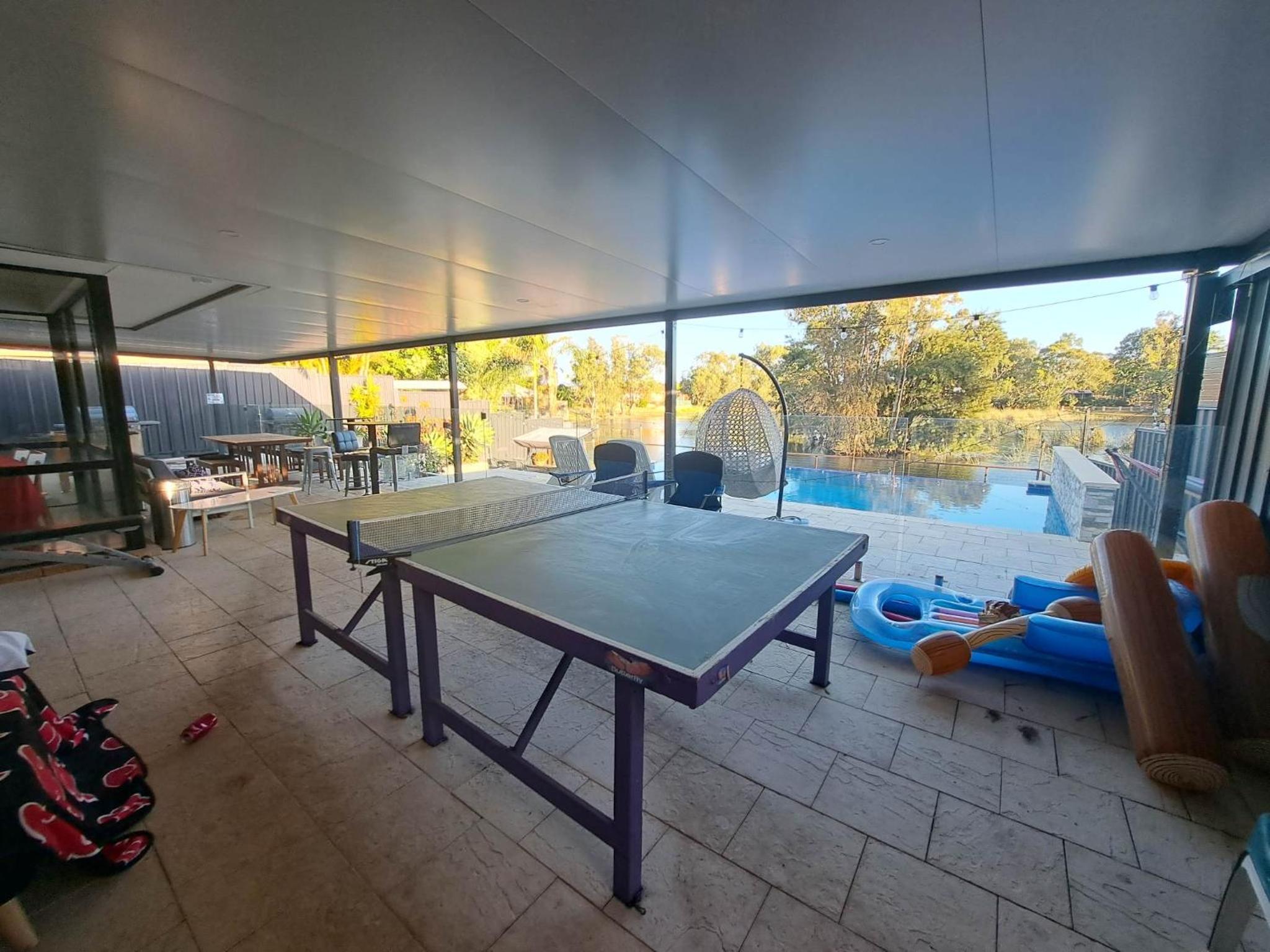 Paradise On The Lakes Escape