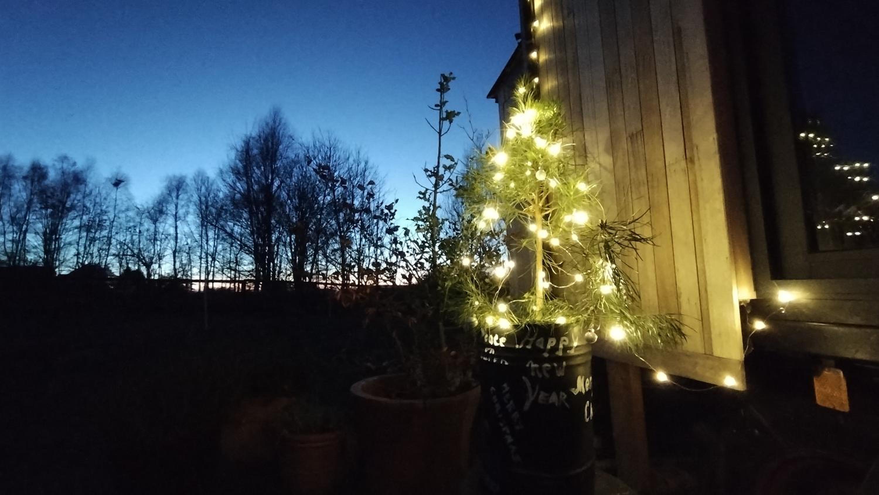 Tiny house, sauna hot tub Gesves Namur Ardennes