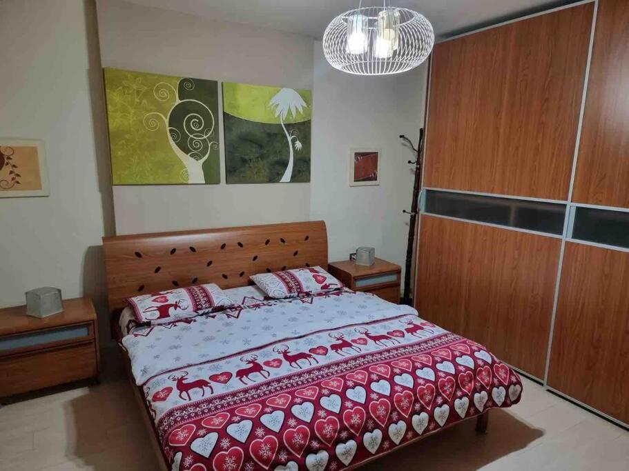 Wilson Square Apartment