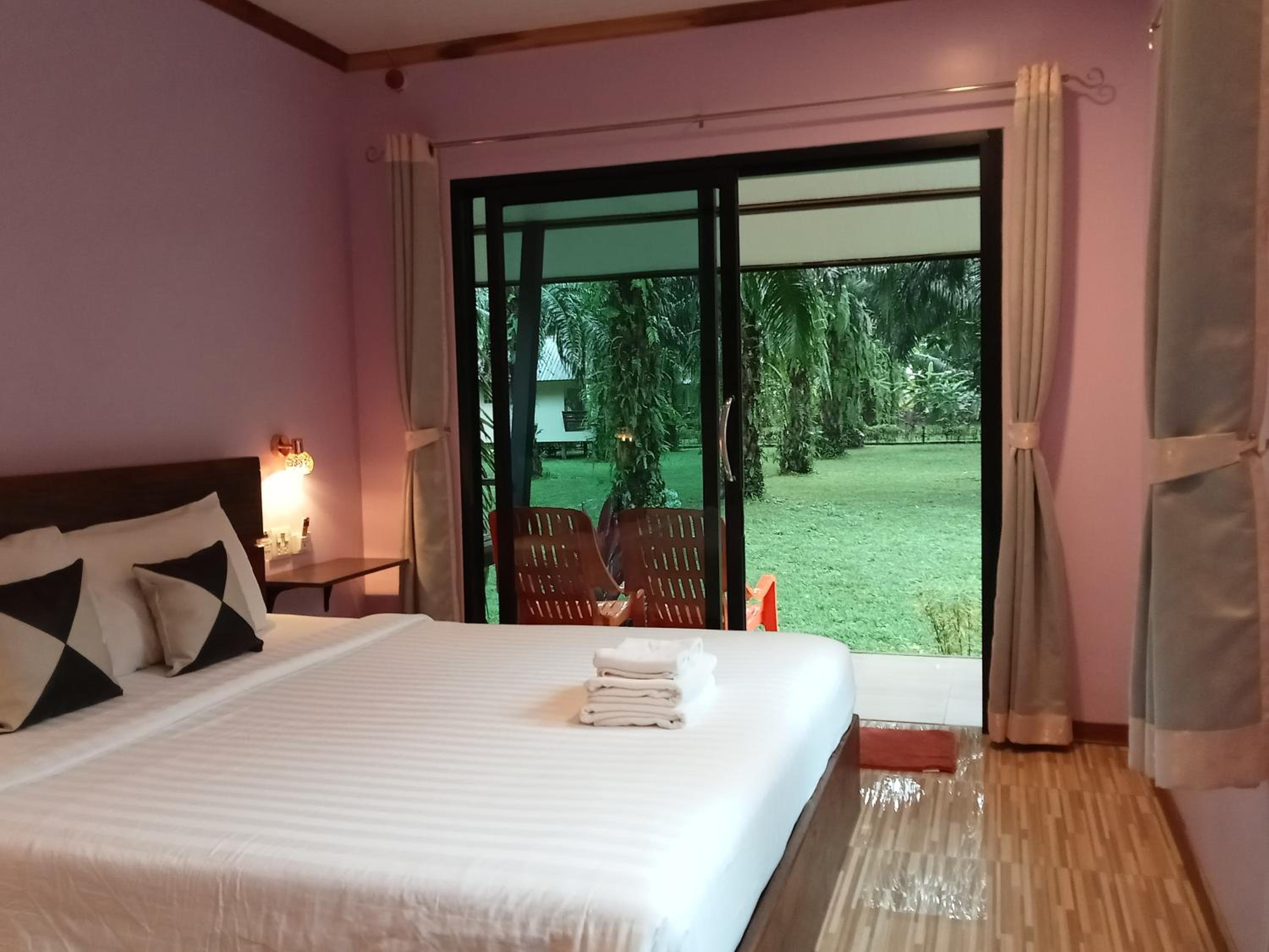 Khao Sok Palm Garden Resort