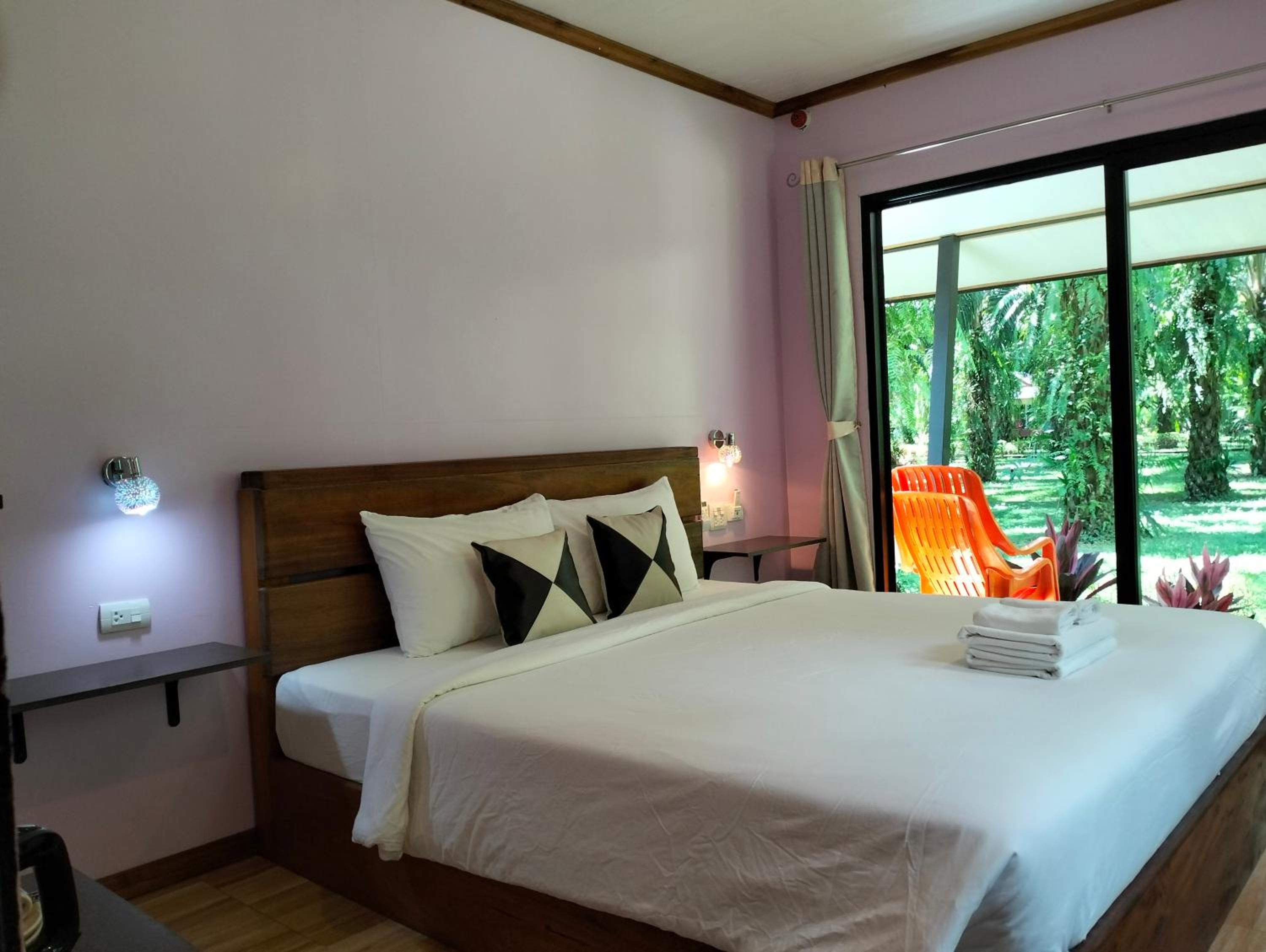 Khao Sok Palm Garden Resort