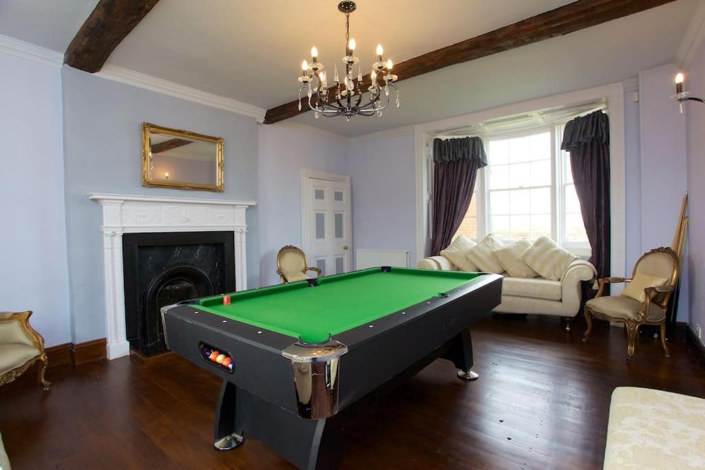 Dunnimere Farm stay with Hot Tub - up to 20 view 3