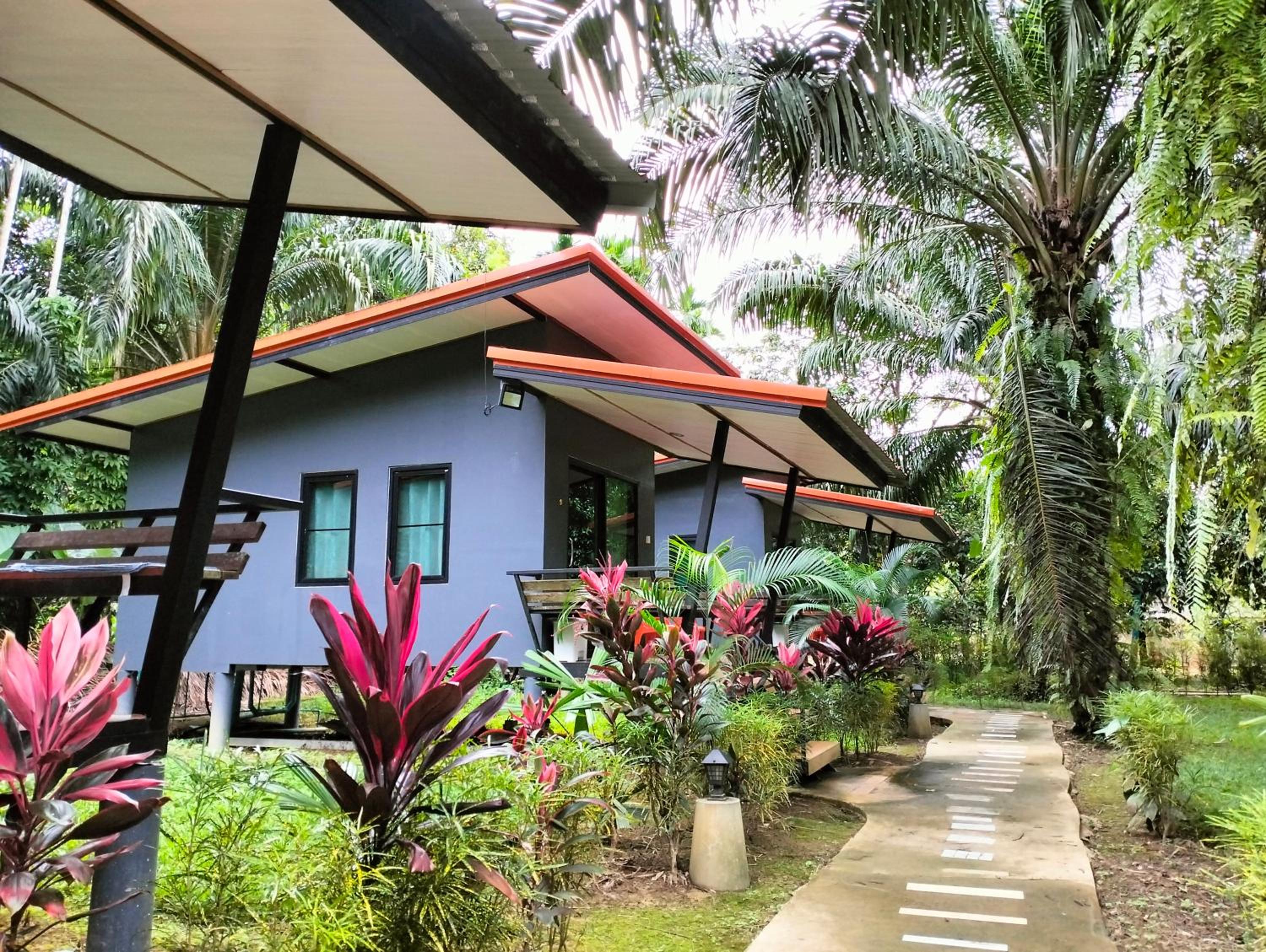 Khao Sok Palm Garden Resort