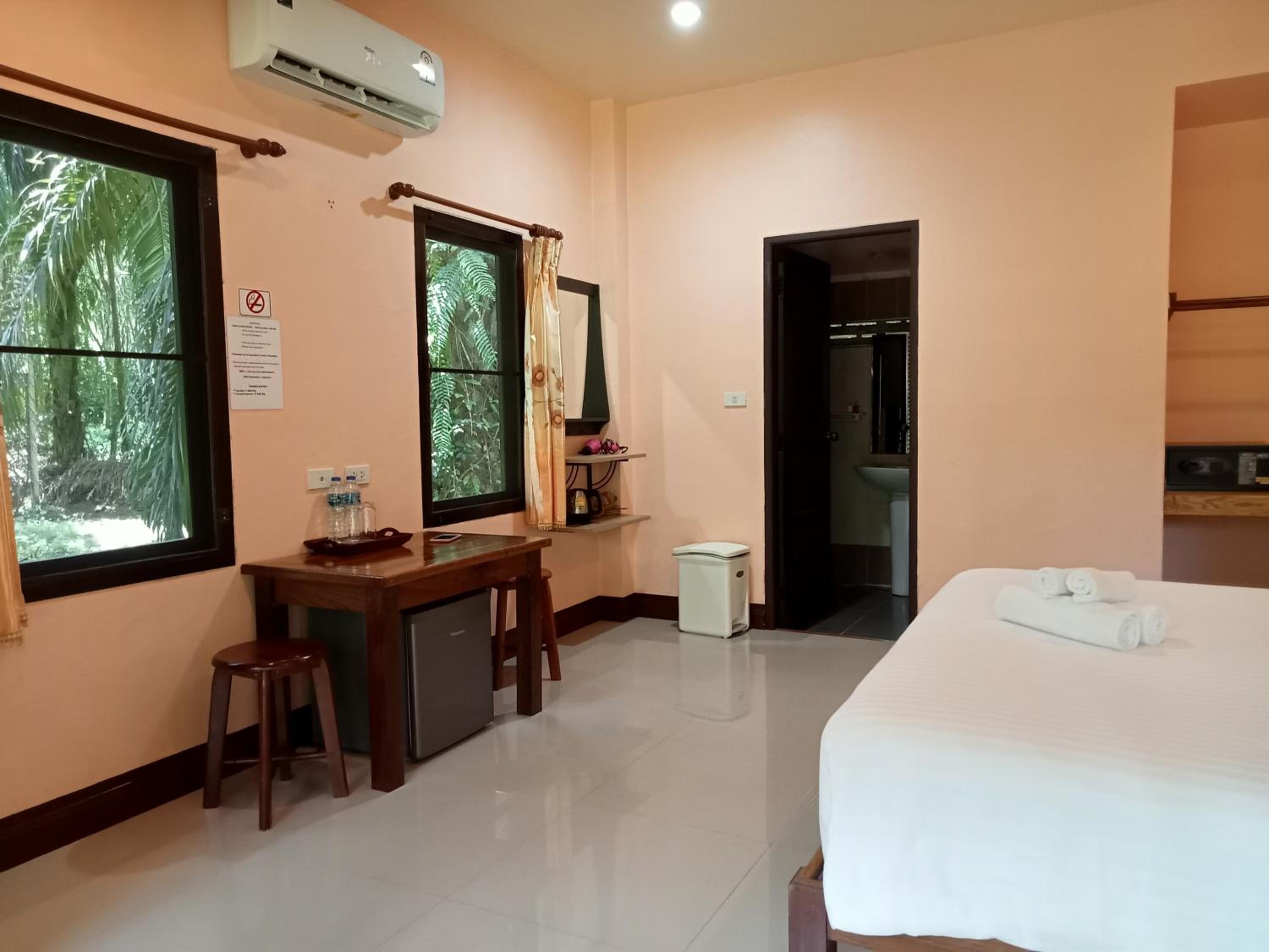Khao Sok Palm Garden Resort