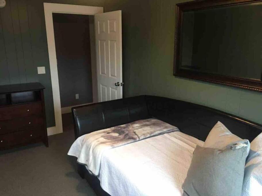 Ride from this Mini Mansion to all the ATV Trails view 5