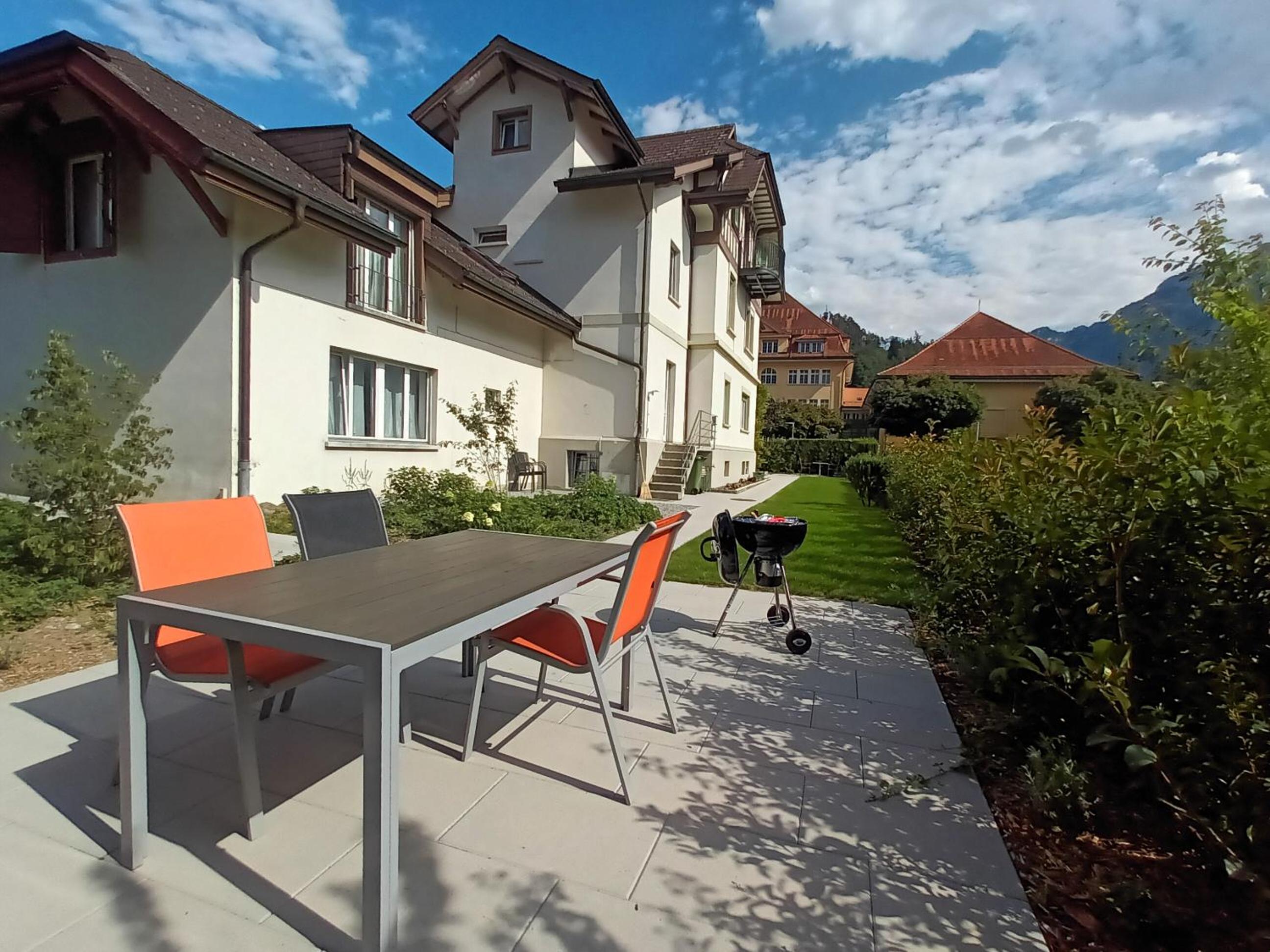 Henry's Apartments Interlaken view 3