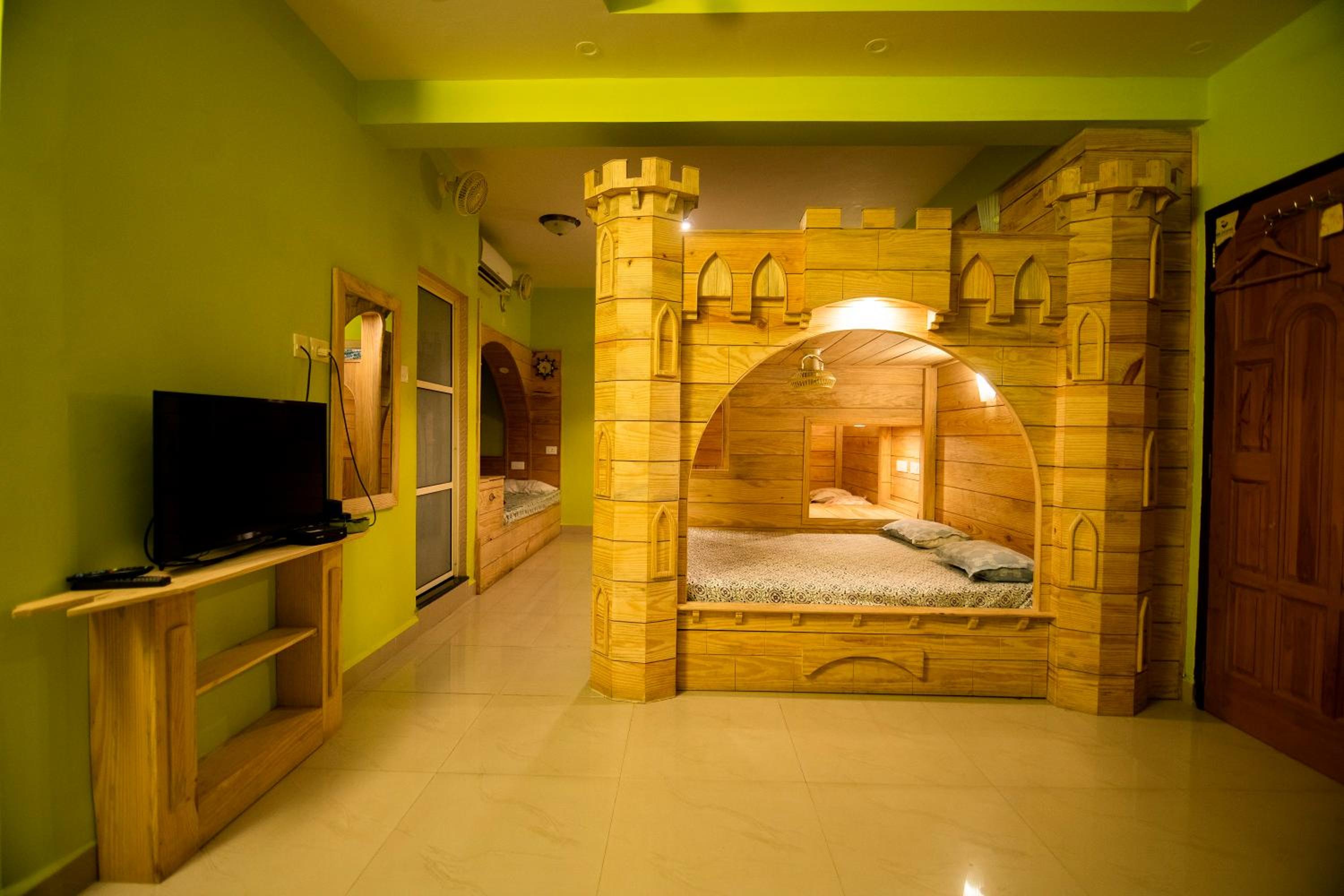 hotel room