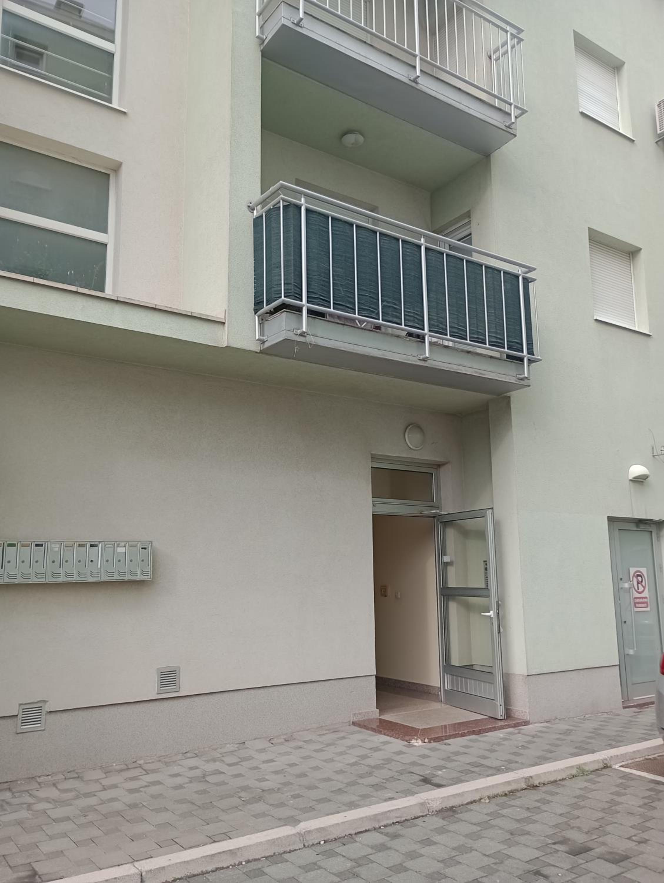 Apartman Adria with underground parking