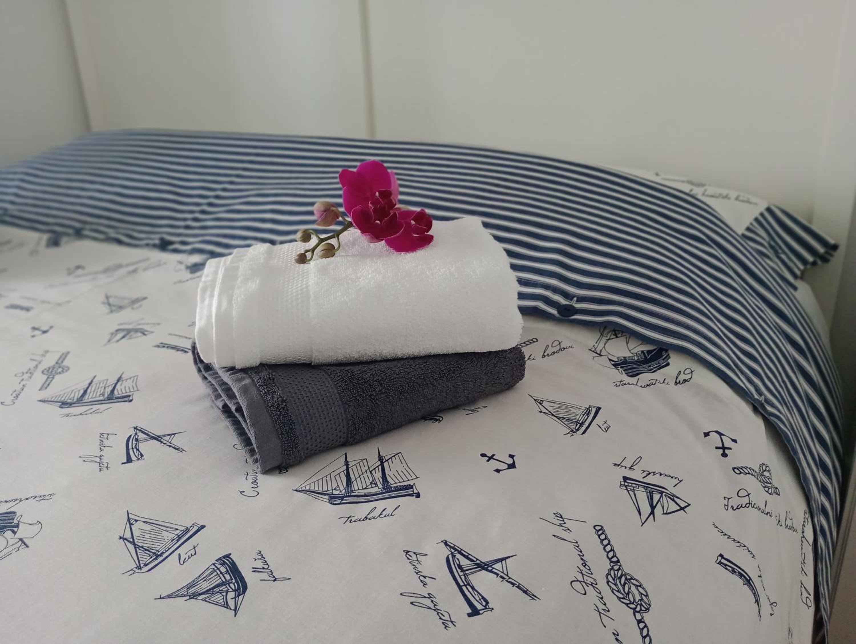 Apartman Adria with underground parking