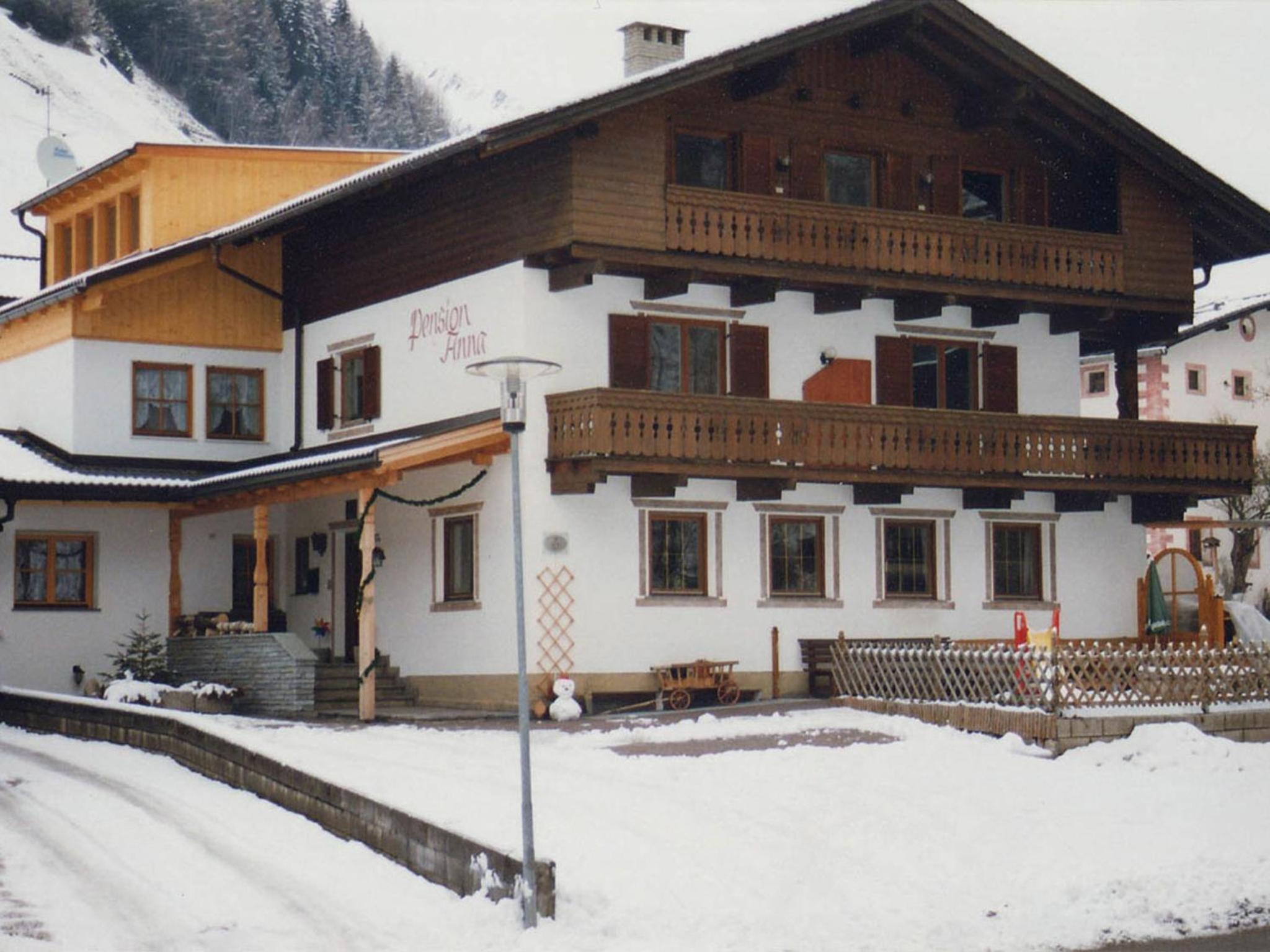 Photo 49