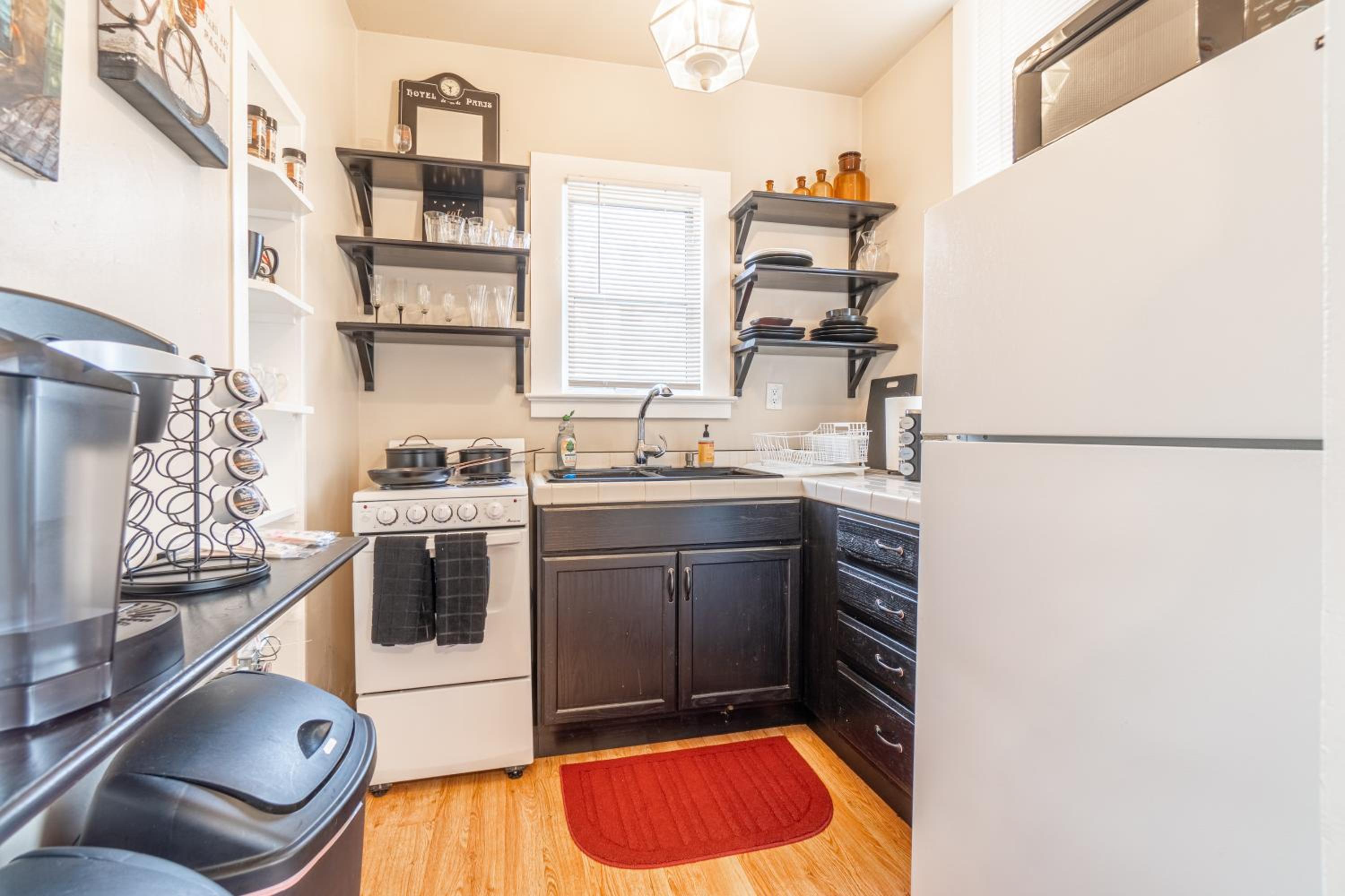 Reno Vacations - Rustic Studio walking distance to Downtown - Property Image 12