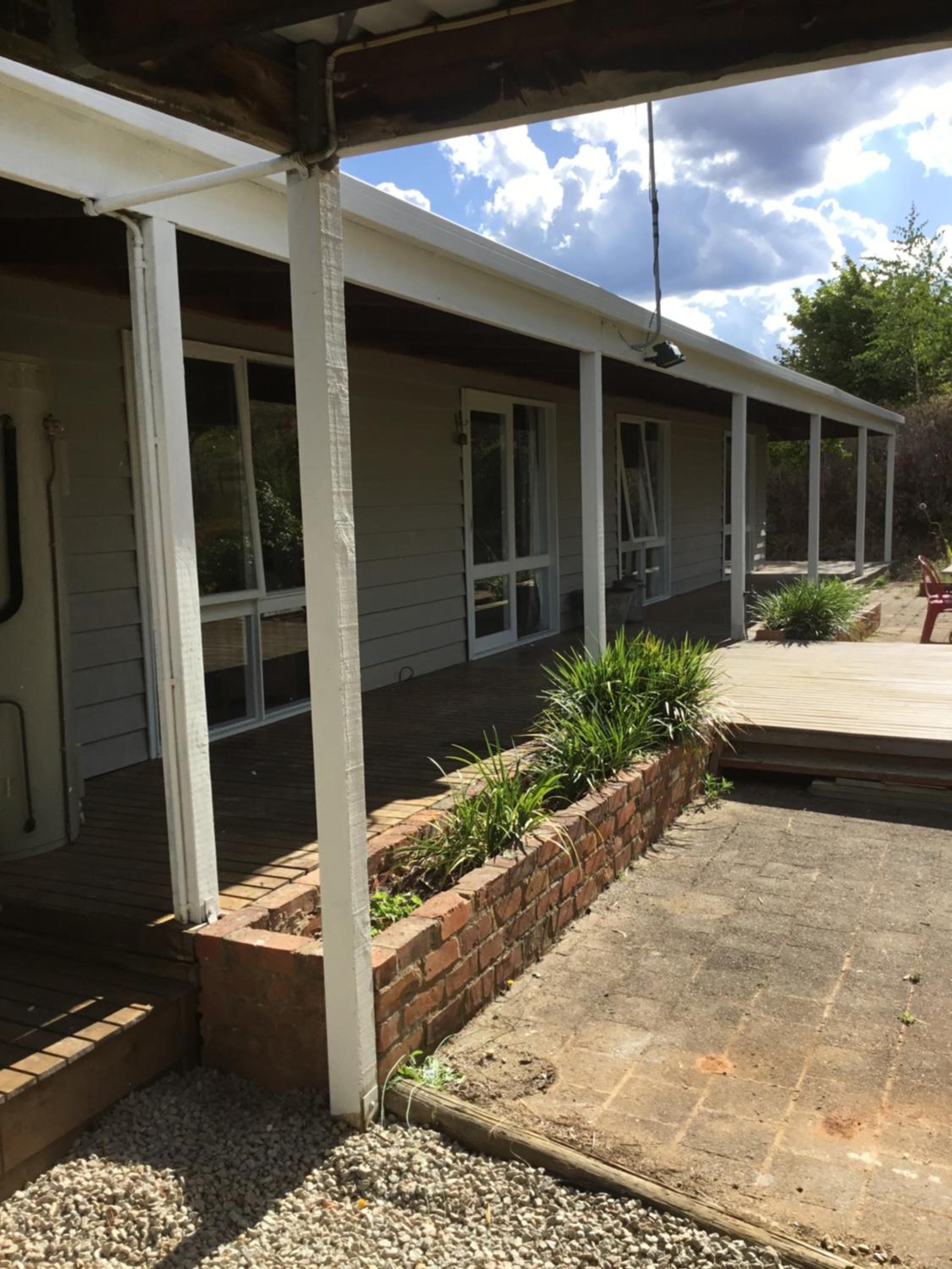 Yackandandah farm homestead