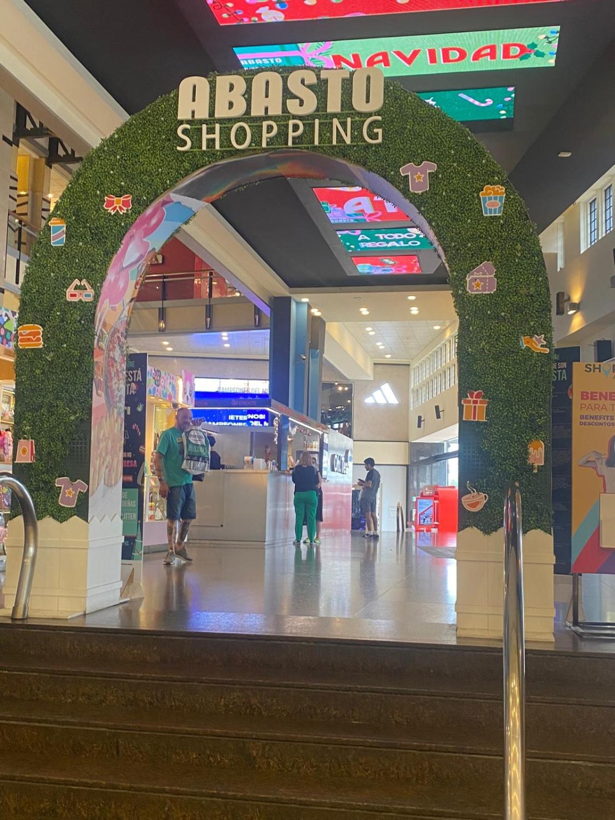 Avenida Corrientes y Billinghurst a metros de Abasto Shopping