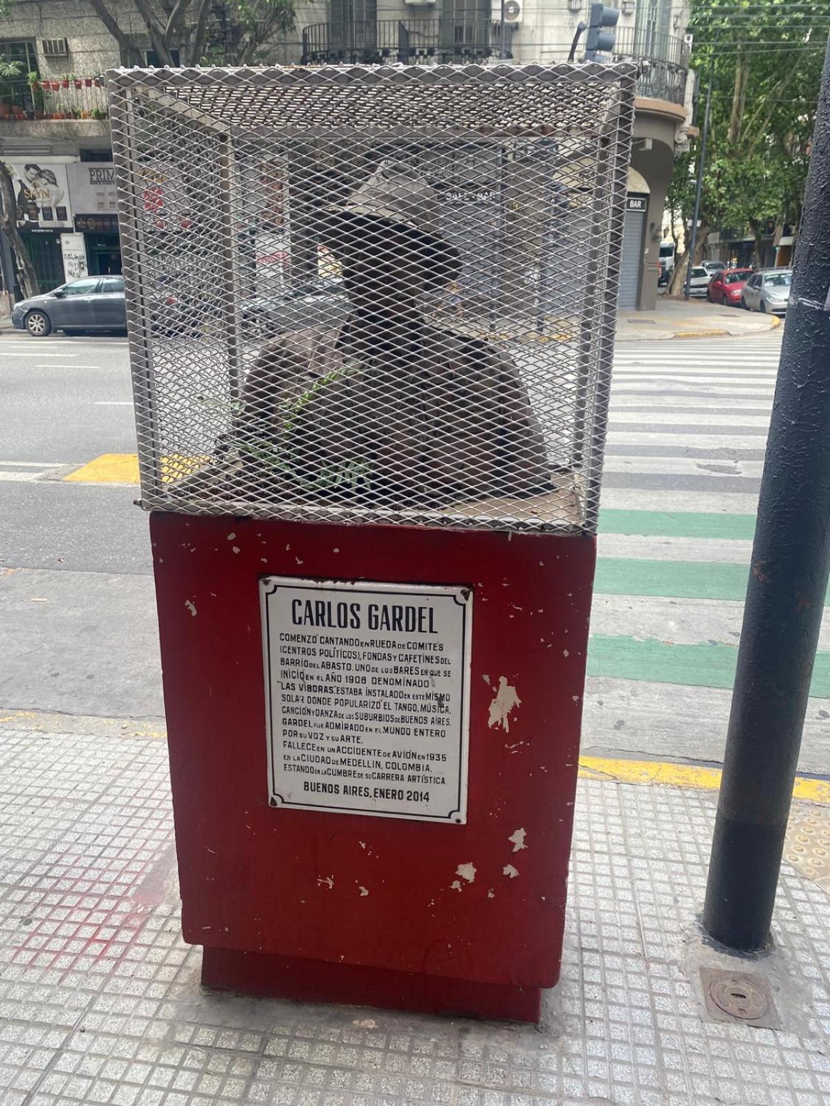 Avenida Corrientes y Billinghurst a metros de Abasto Shopping