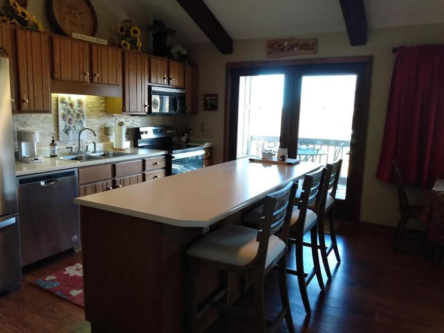 Outstanding Views! Golf, Mountains, Fireplace