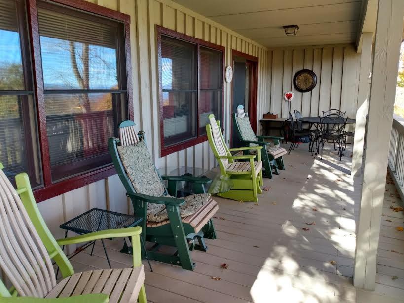 Outstanding Views! Golf, Mountains, Fireplace