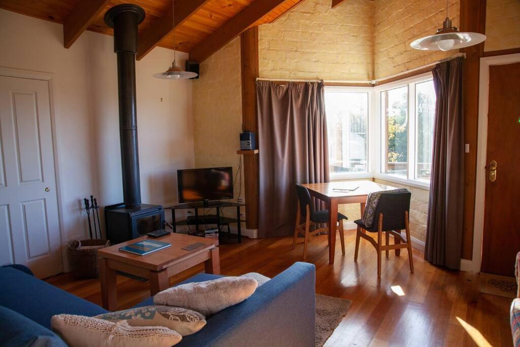 Rose Cottage Yarra Glen