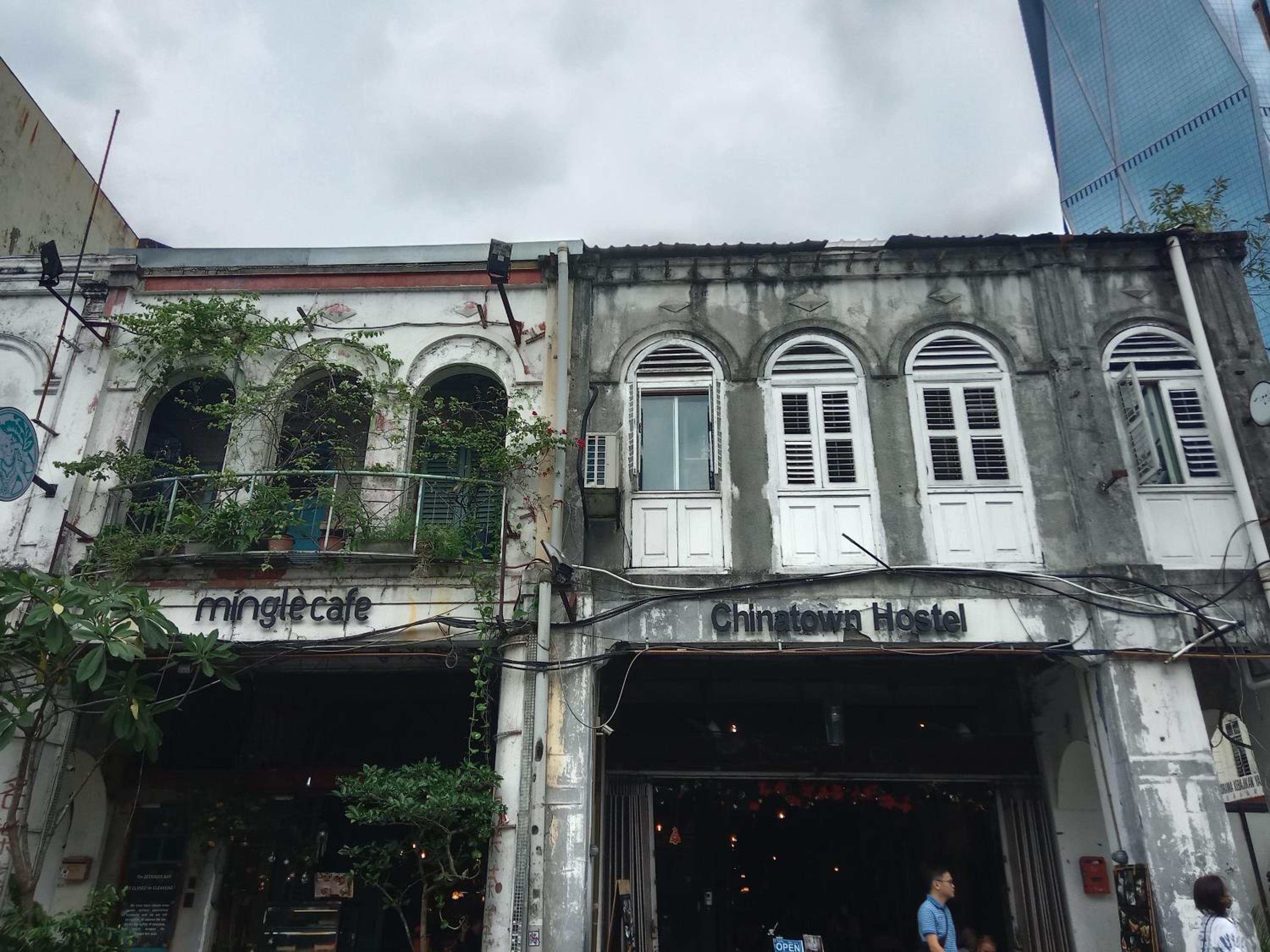Chinatown Hostel by Mingle - Rooftop Private Jacuzzi with Bar