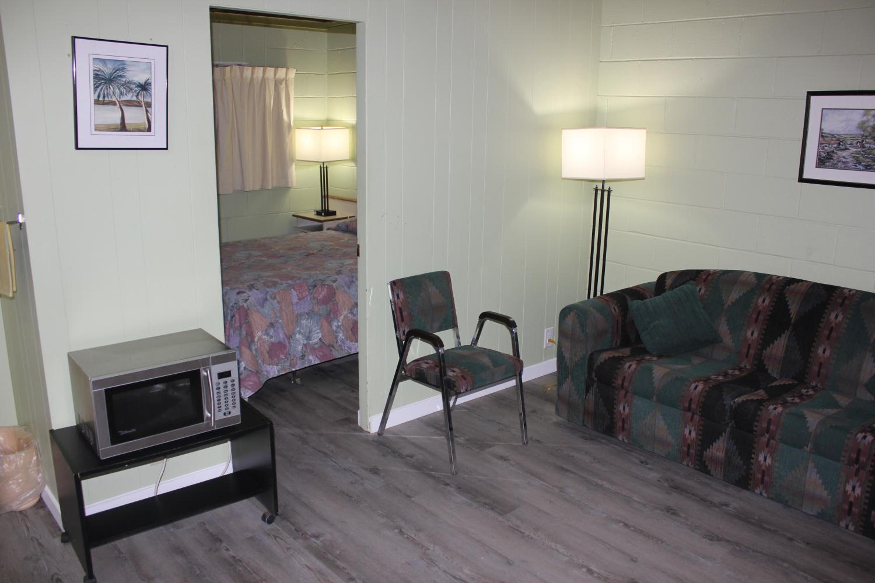 Flamingo Motel