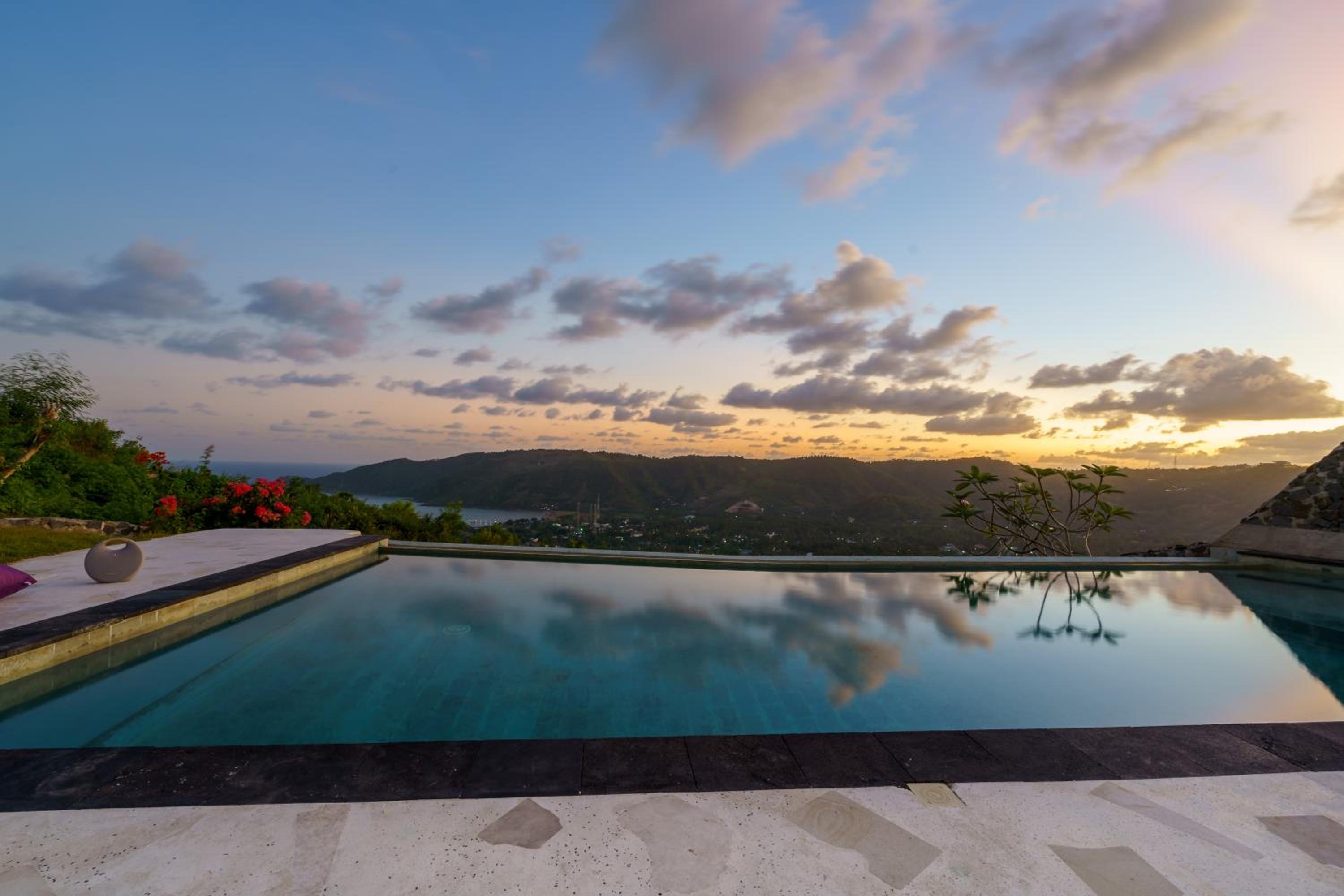Villa Santosa Heights view 3