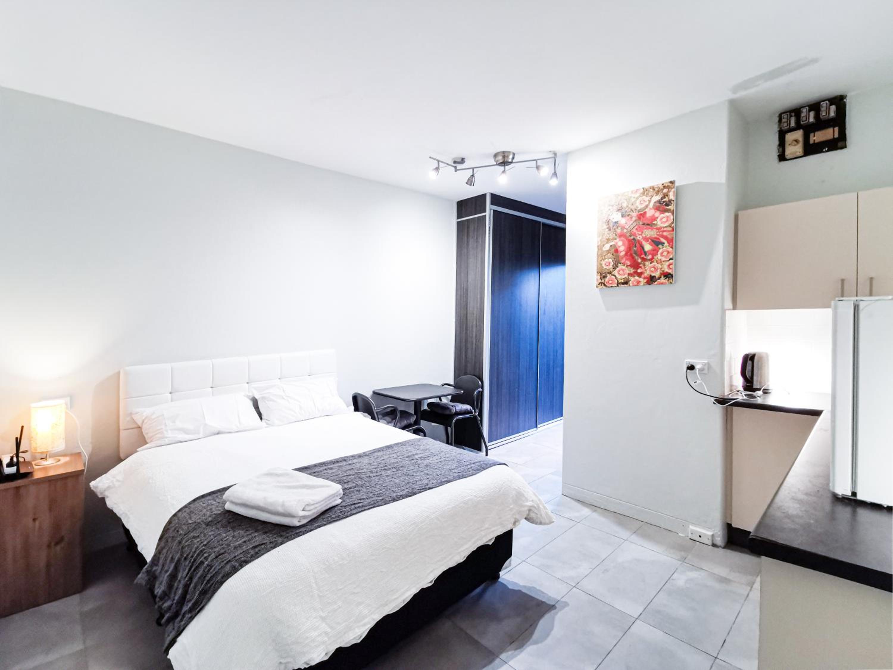 Burwood Cozy Studios