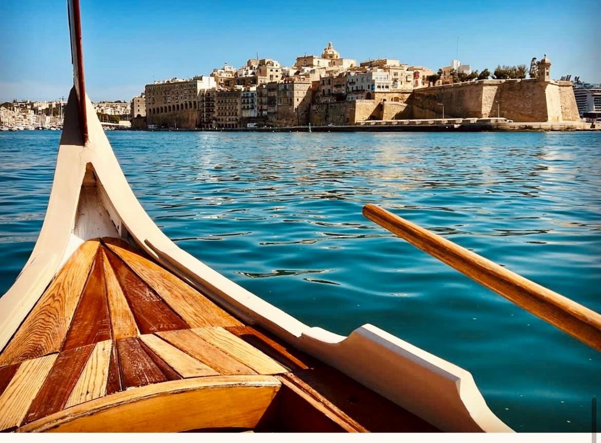 New & unique apartment - A 5 minutes ferry to capital city of Valletta view 4