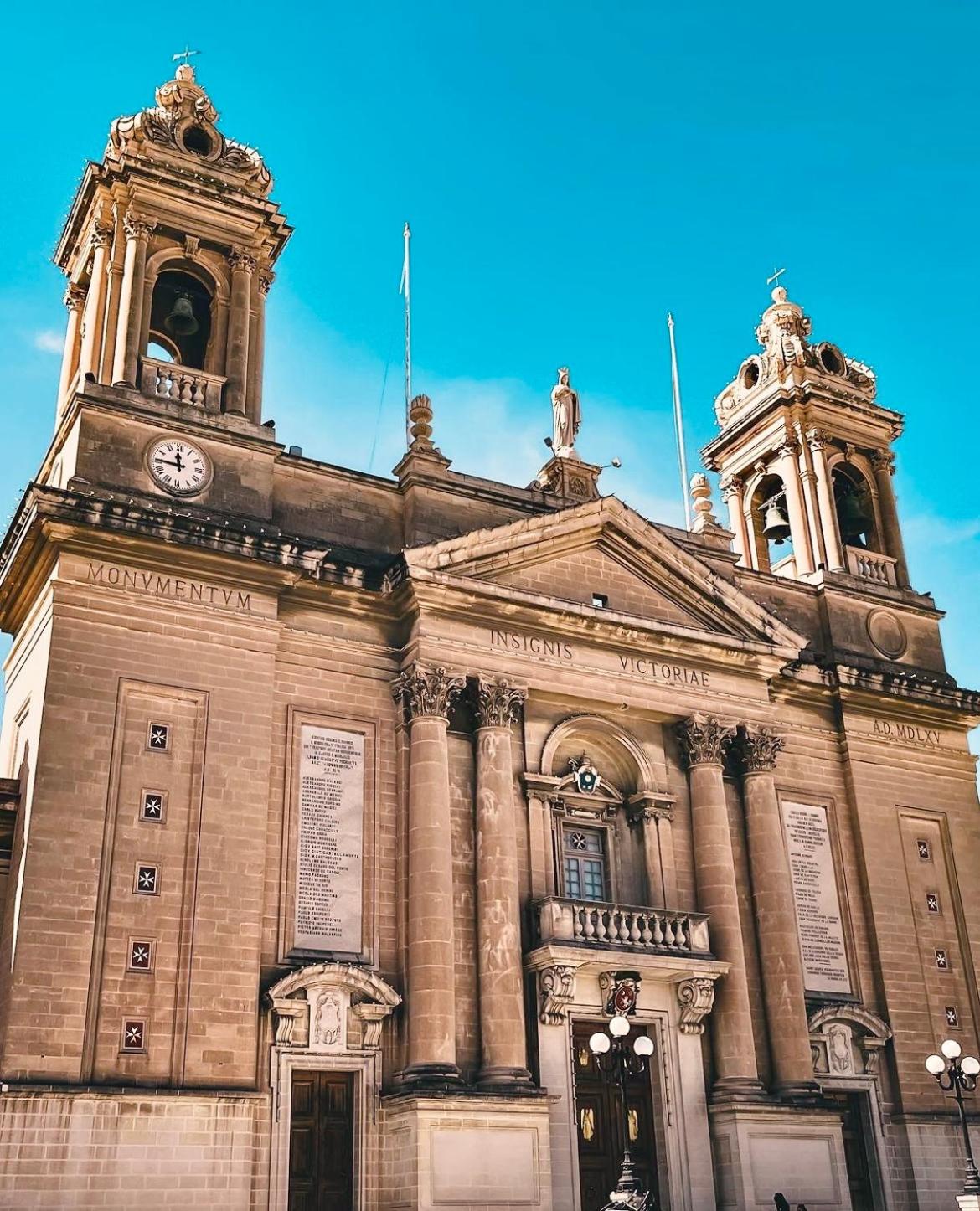 New & unique apartment - A 5 minutes ferry to capital city of Valletta