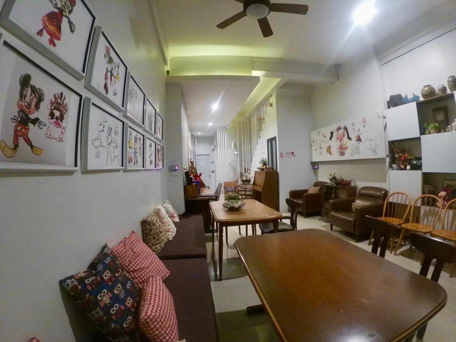lounge