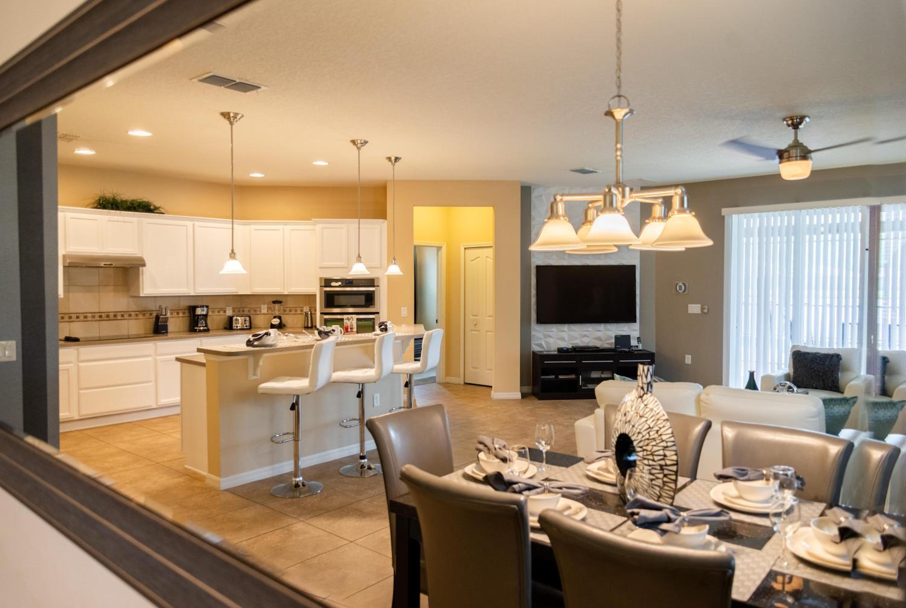 Gated Community, Private Pool And Game Room Near Disney!!! view 5