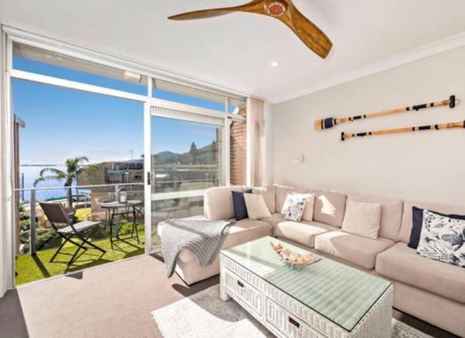 Sparkling water views over Shoal Bay beach
