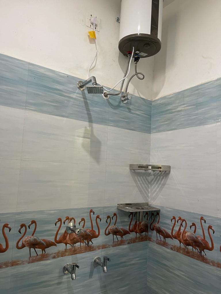 RIVER VIEW HOME STAY SERVICE APARTMENT