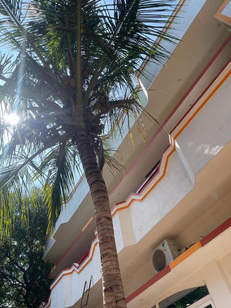 RIVER VIEW HOME STAY SERVICE APARTMENT